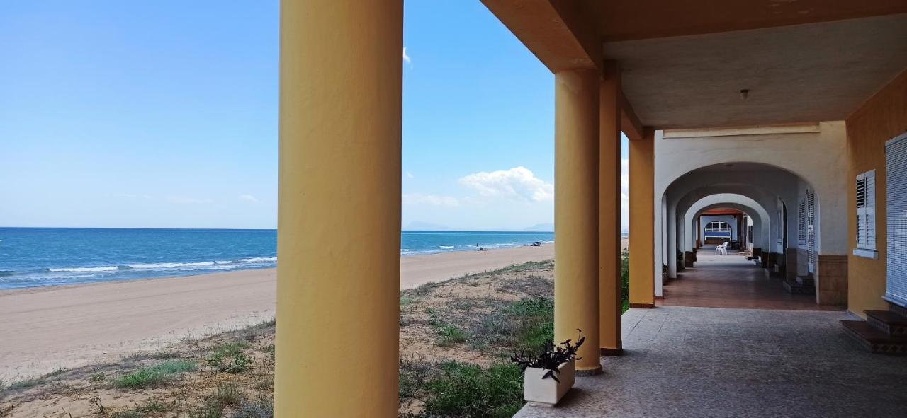 Blue Double Private Room At Front Beach - Habitacion Doble En La Playa Βαλένθια Εξωτερικό φωτογραφία