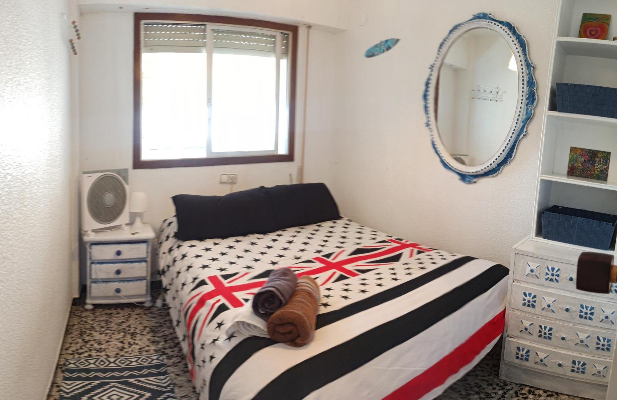Blue Double Private Room At Front Beach - Habitacion Doble En La Playa Βαλένθια Εξωτερικό φωτογραφία